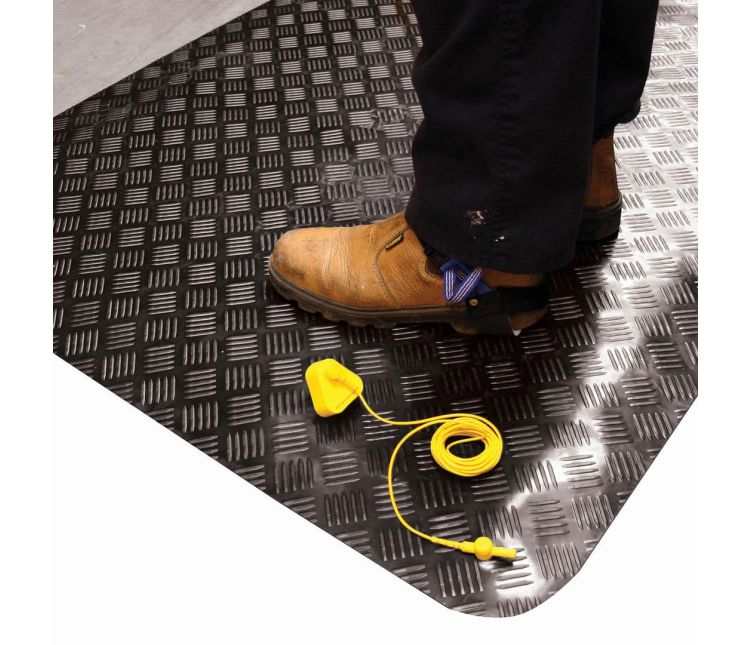 Senso Dial ESD Anti Fatigue Mat with deckplate pattern and grounding lead