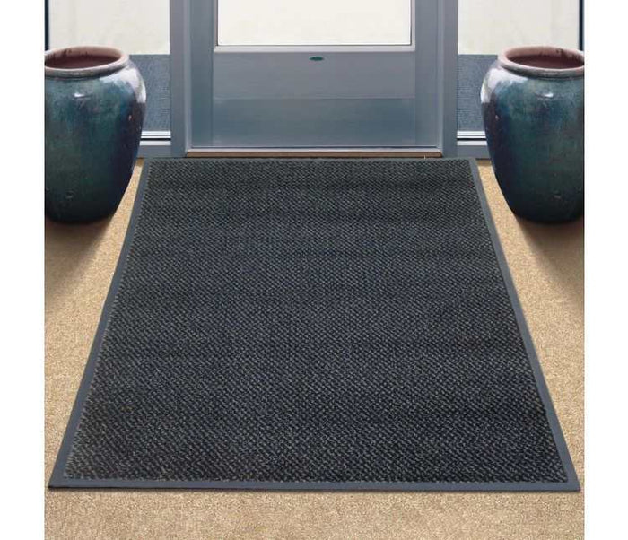 TRI GRIP HEAVY-DUTY MATS in black granite colour